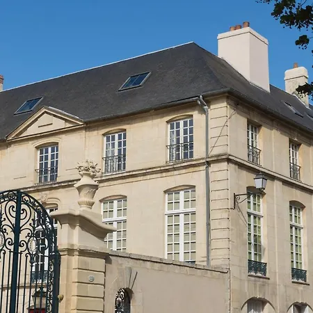 Апартаменты Republique Normandie Egalite